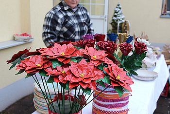 Weihnachtssterne aus Blech